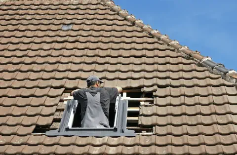 Pose de velux à Saint-André de Lidon